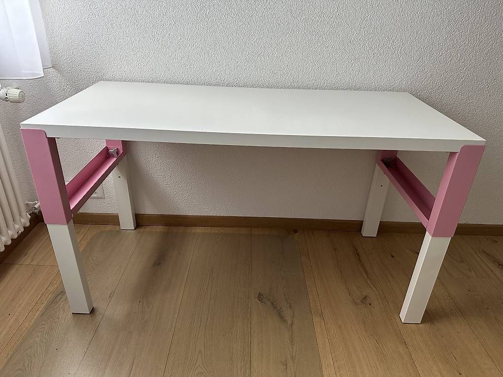 Ikea Scrivanie: IKEA PAHL Schreibtisch – Usato da Löhningen venduto da desidera