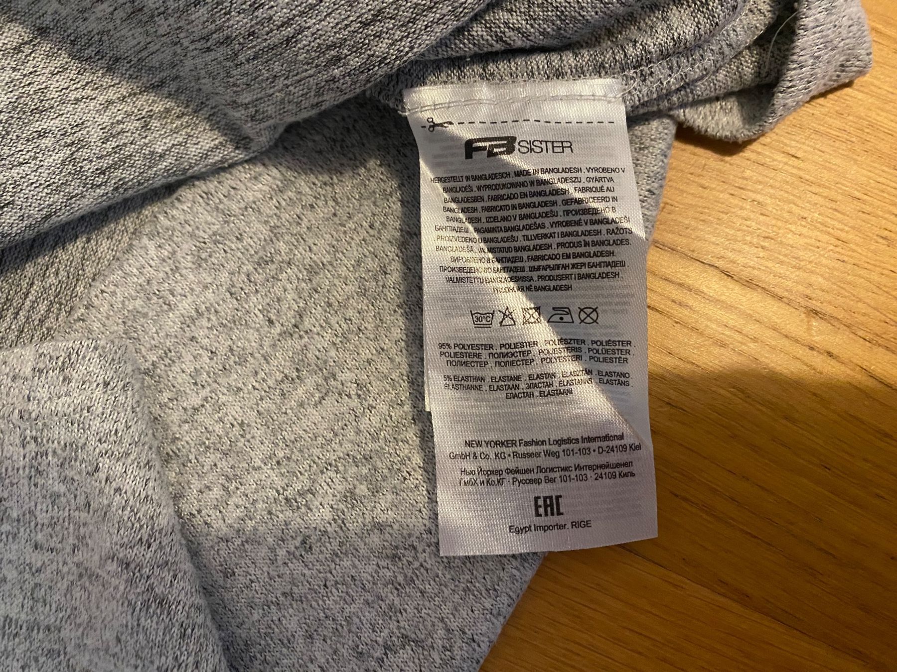 Maglioni & Felpe: schulterfreier Pullover grau – Usato da Riedholz venduto da emm_22qn 3