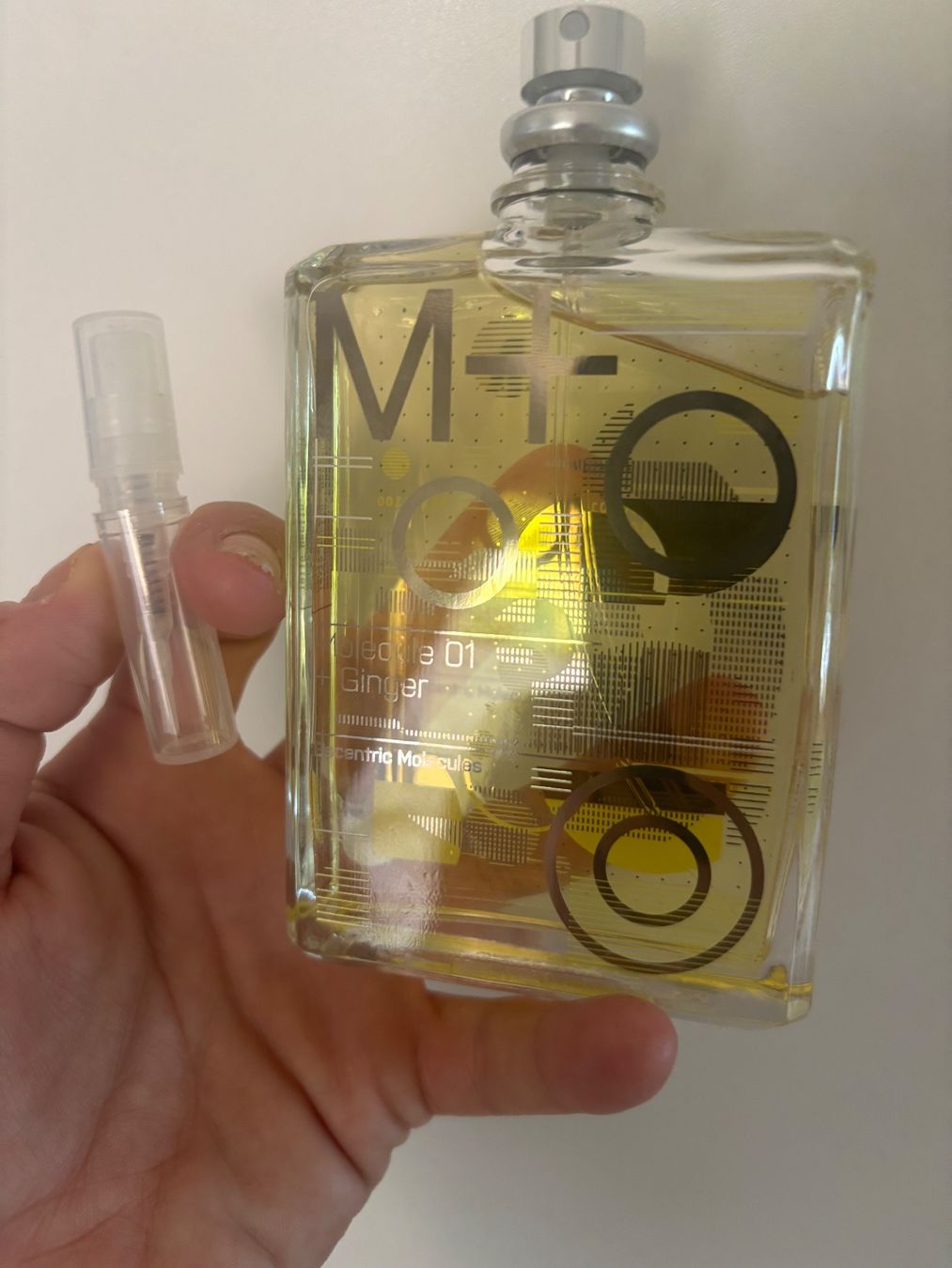 Profumi & Eau de Toilette: Molecule 01 + Ginger Escentric Molecules EDT 2ML – Usato da Zürich venduto da deruja