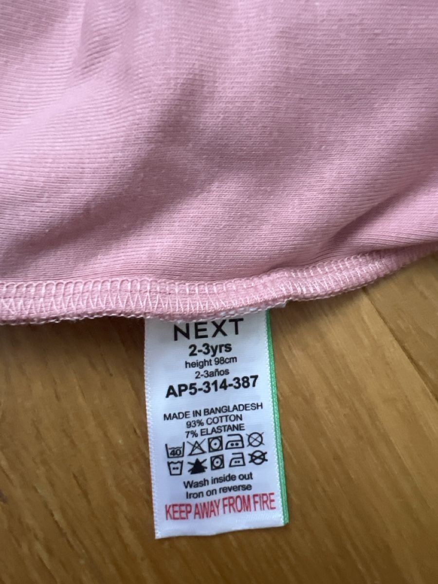 Next Maglioni & Felpe: NEXT Pullover Rosa Langarm Grösse 98-104 gut erhalten – Usato da Recherswil venduto da ch0_y9gb 3