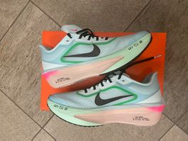 Neu Nike Zoom Fly 6