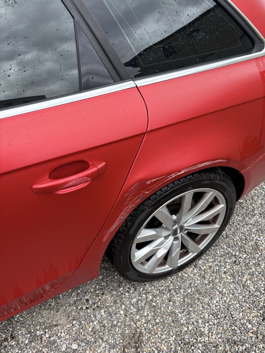 Audi Automobili: Audi A4 B8 – Difettoso da Niederbipp venduto da egg_k2cx 6