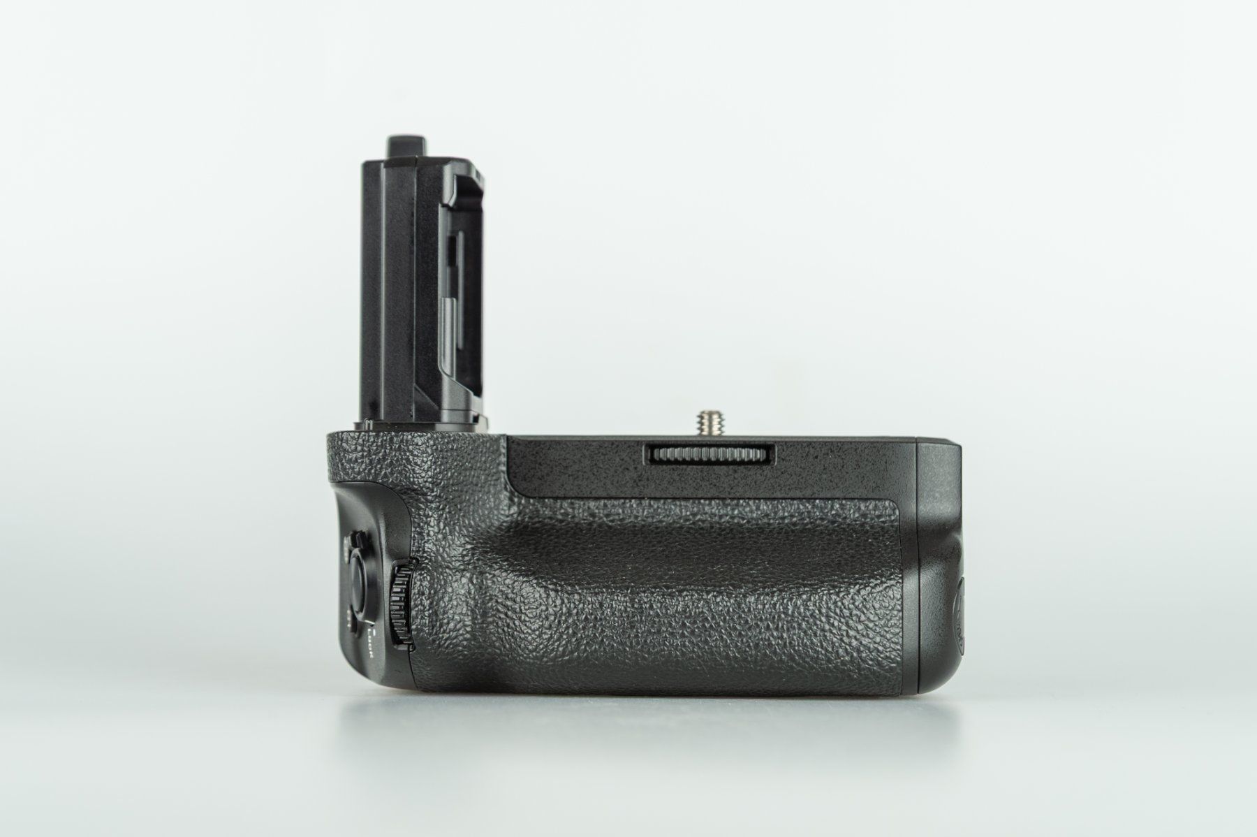 Altri Accessori: Sony VG-C4EM Batteriegriff (2) – Usato da Frauenfeld venduto da foto_winiger_gmbh 2