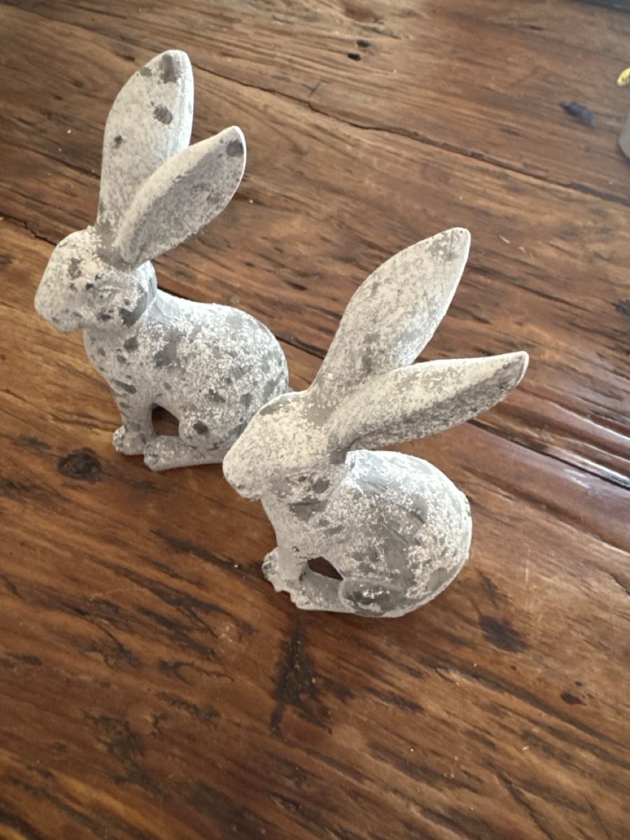 Toutes les décorations: Zwei hübsche Hasen Stein, Optik Shabby Chic – D'occasion à Basel par Joshy03