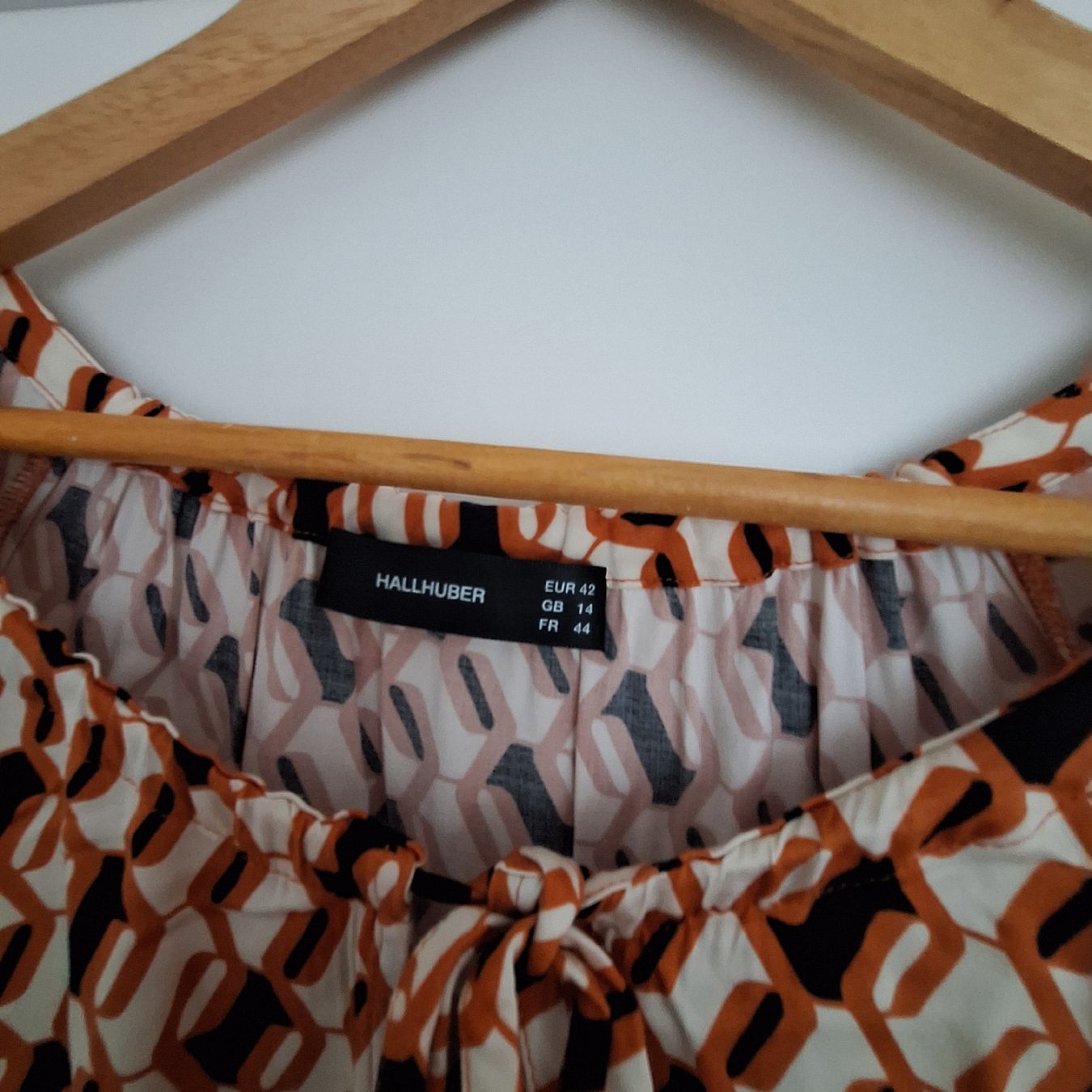 Hallhuber Kleider: Hall huber Damenkleid – Gebraucht aus Rümikon AG von ang_h9cm 1