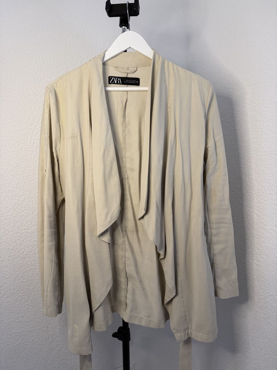 Giacche: Zara Blazerjacke mit Bindegürtel – Usato da Rorschach venduto da Tara234 1