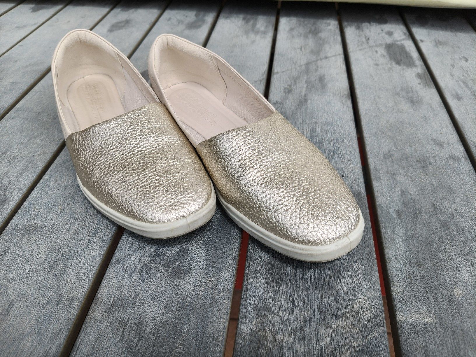 Ecco Chaussures femmes: Ballerines Ecco 41 – D'occasion à Chamoson par Yuriyaa 1