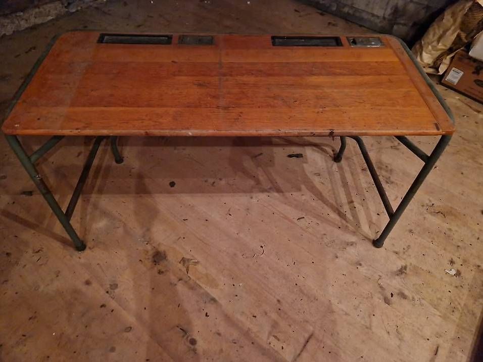 Scrivanie: Ancien bureau d'écolier double – Usato da Ste-Croix venduto da gfamily 2