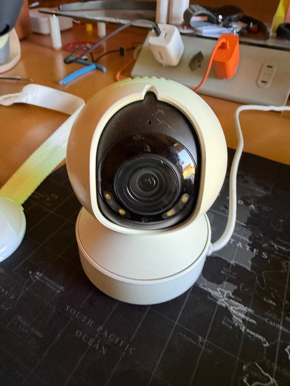 Reolink Camcorder: Reolink E1 Outdoor PoE Caméra PTZ 5 MP – Gebraucht aus Leysin von Ianspare