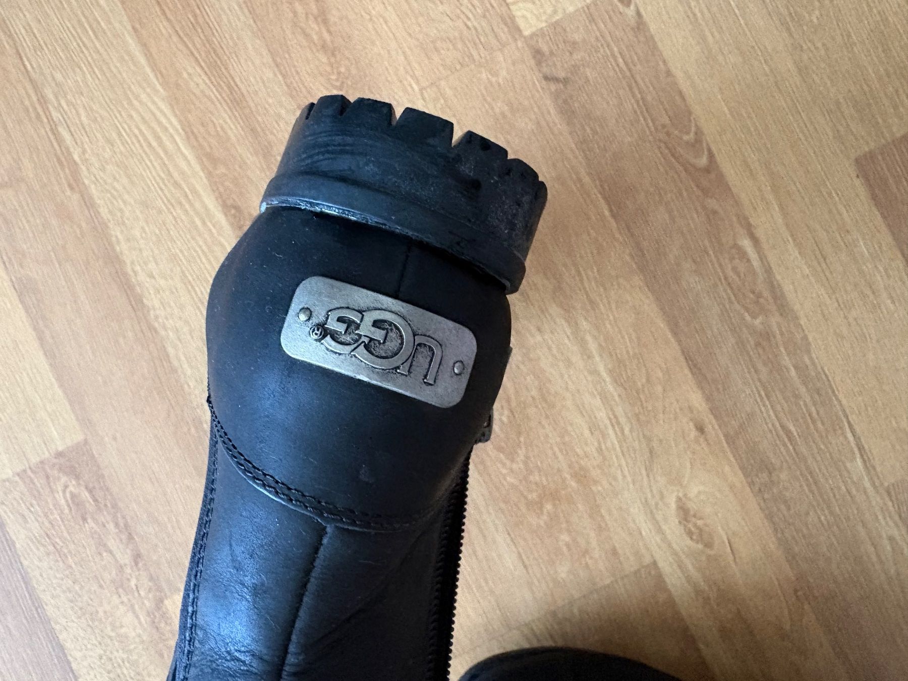Damenschuhe: Uggs Stiefeln – Neu (gemäss Beschreibung) aus Langenthal von nic_fj2f 2