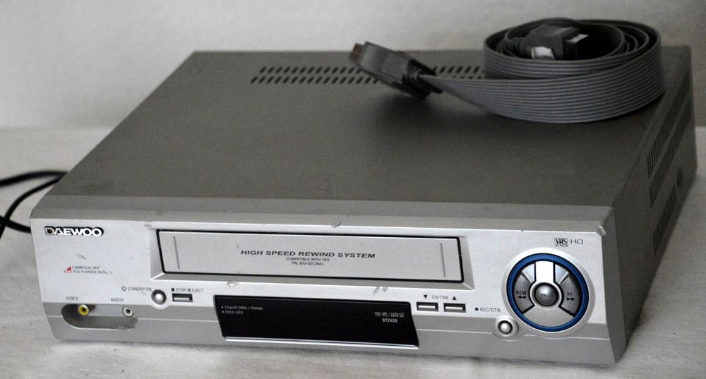 Magnétoscope Daewoo ST 241 S – VHS PAL SECAM, Sans Télécommande
