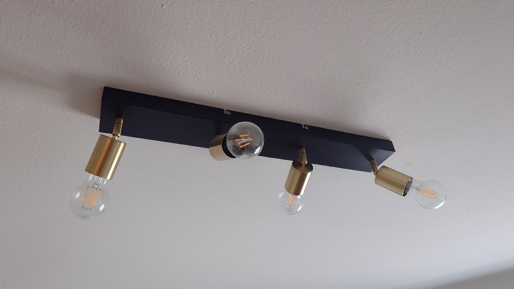 Kronleuchter & Deckenlampen: Moderne Deckenleuchte mit 3 Spots – Gebraucht aus Grosshöchstetten von dav_fmx2 1