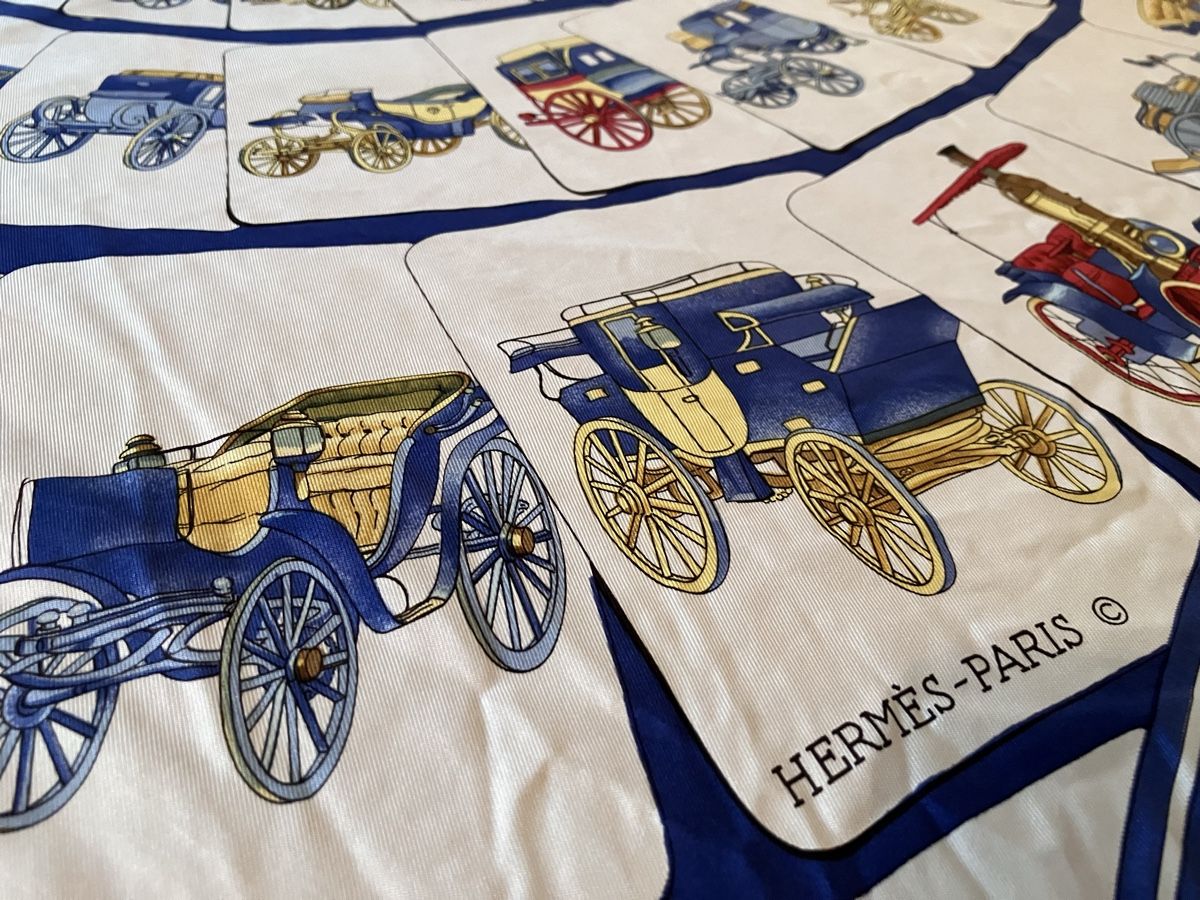 Foulard & Sciarpe: Foulard Hermès-Paris vintage – Usato da Vezia venduto da Curzio83 1