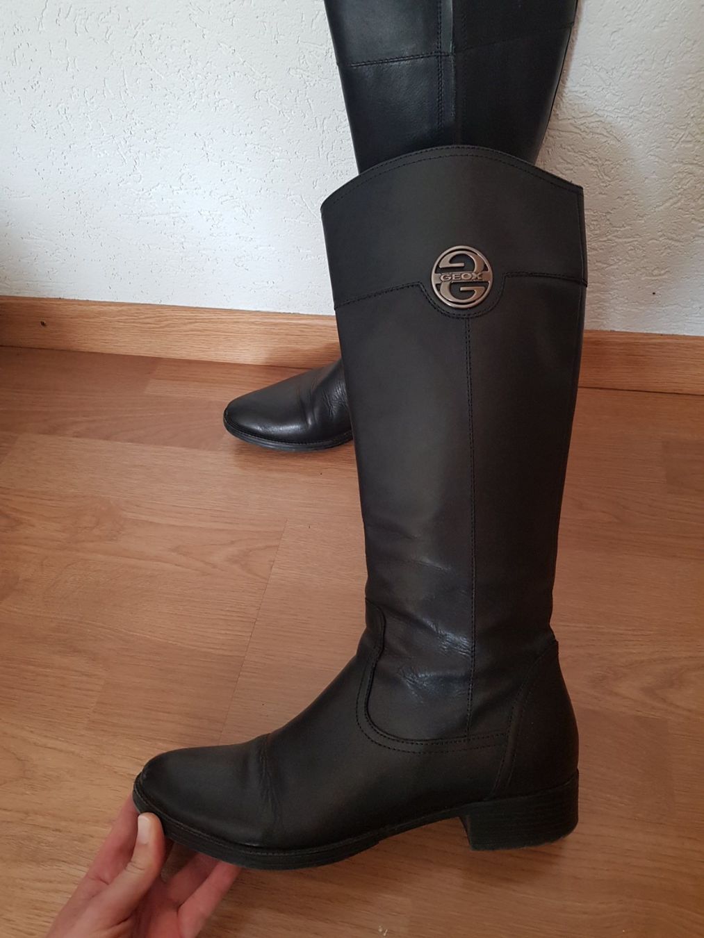 Geox Scarpe da donna: Geox Lederstiefel Gr.38 schwarz – Usato da Merligen venduto da muss_haben 1