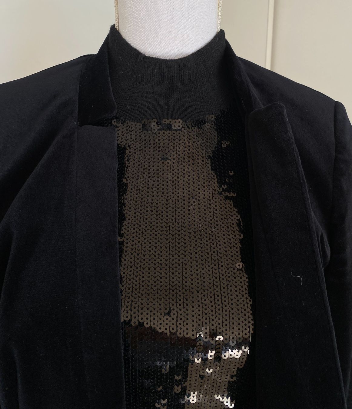 Michael Kors Maglioni & Felpe: MICHAEL KORS: Pailettenpullover, Wolle, Schwarz, M, NP 275 – Usato da Gunten venduto da divertimenti 4