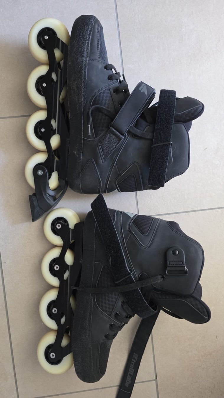 Pattini in linea & Pattini a rotelle: Rollerblade Inline Skates Grösse 45 Top Zustand – Usato da Kleindöttingen venduto da Floof 1