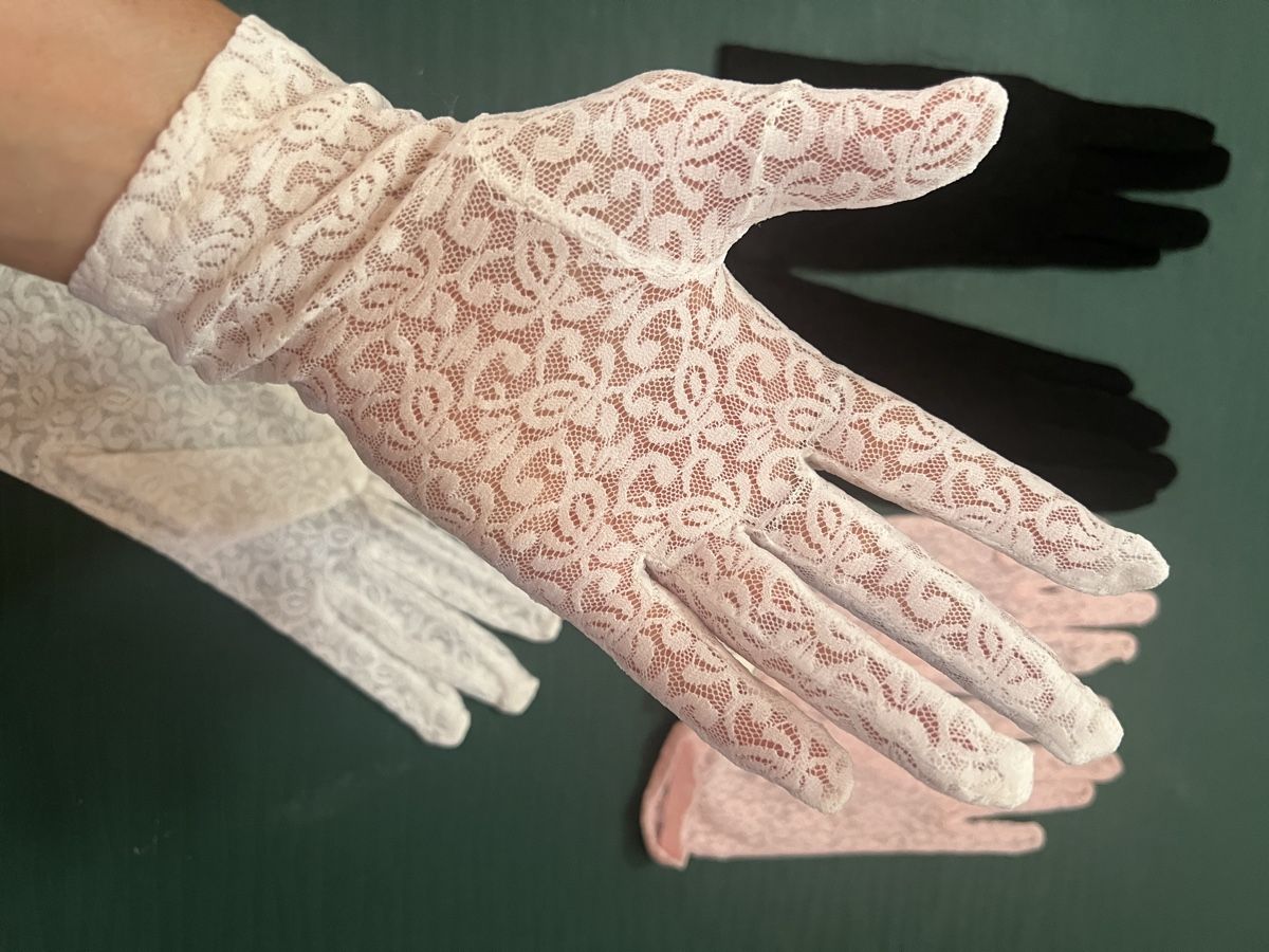 Abbigliamento: Spitzenhandschuhe weiss/ schwarz oder Rosa (1Size) – Nuovo e nell'imballaggio originale da Basel venduto da bellespirit 5