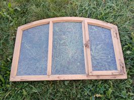 1  Bogenfenster mit kl Flügel