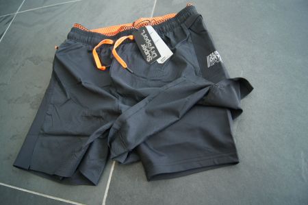 Superdry Double Layer Shorts 2 in 1 kurze Hose