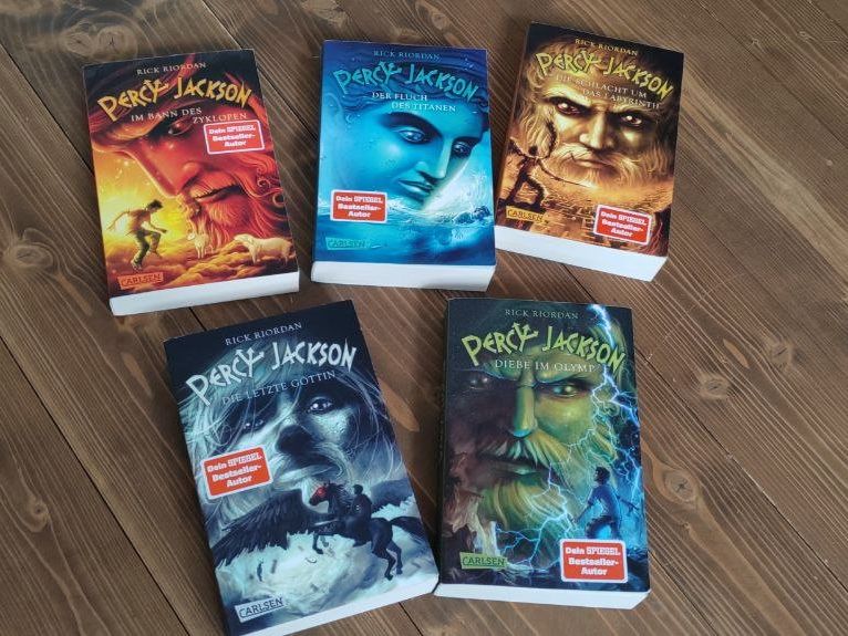 Percy Jackson 5 Bänder (Gebraucht) in Curaglia für CHF 15 – mit ...