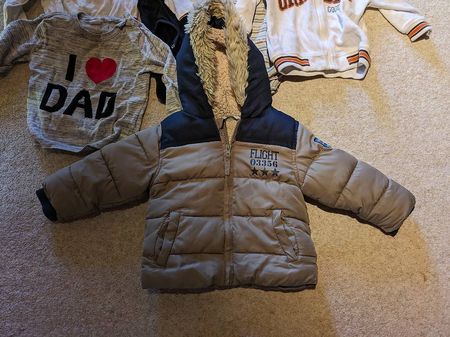 Winterjacke und Kleiderset 80