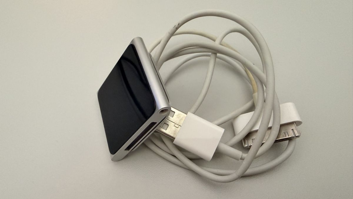 Apple Lettore multimediale portatile: iPod nano 6th gen 8GB – Usato da Uitikon Waldegg venduto da AndersWohoo 1