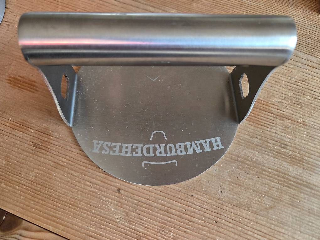 Elettrodomestici da cucina: Hamburgerpresse inkl. Stampfer – Usato da Lausen venduto da 04362 3