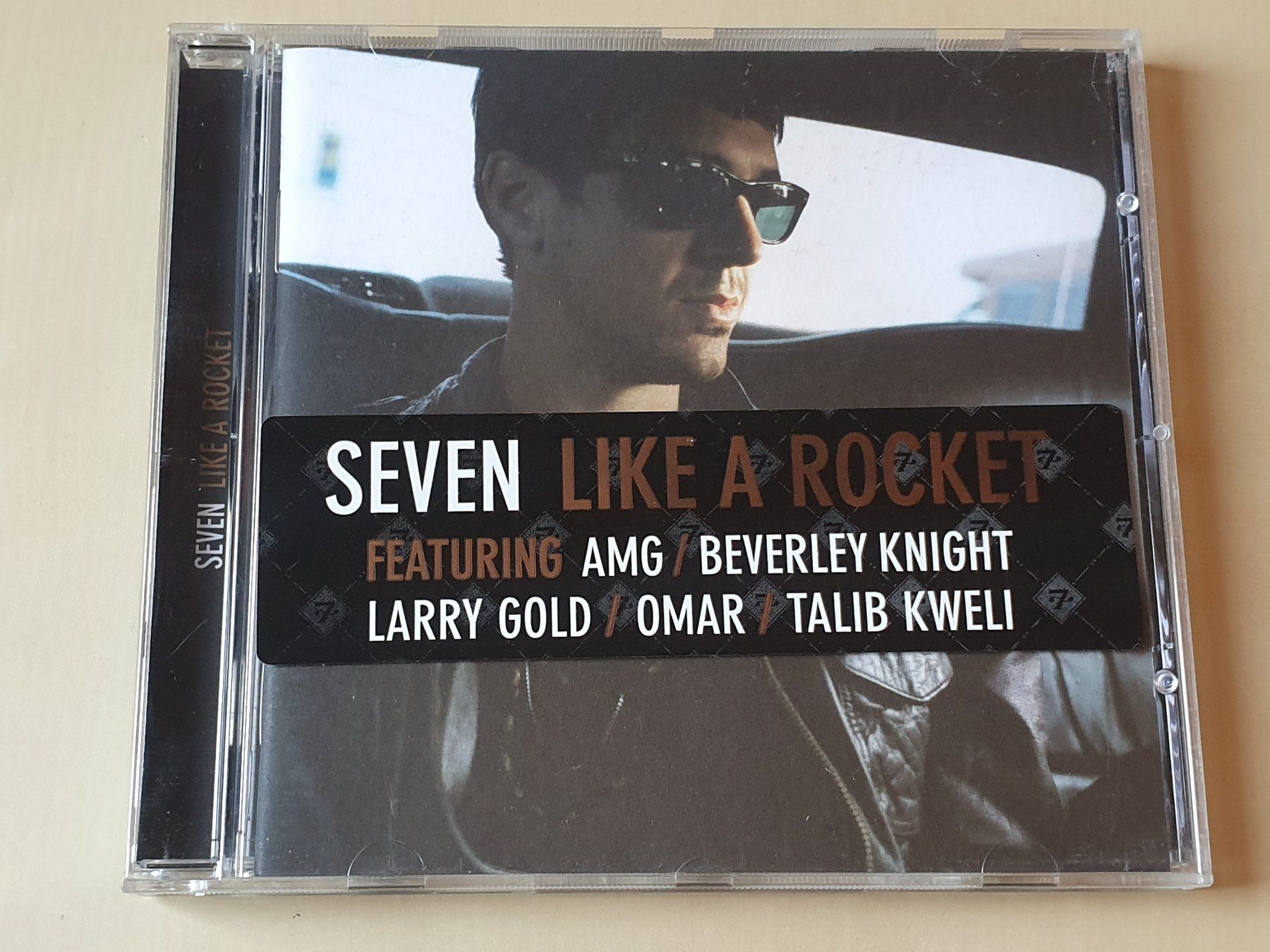 CDs: Seven like a rocket – D'occasion à Stansstad par collectorsshop