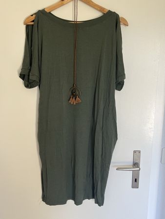 Cachet Sommerkleid mit bezauberndem Schulter Cut