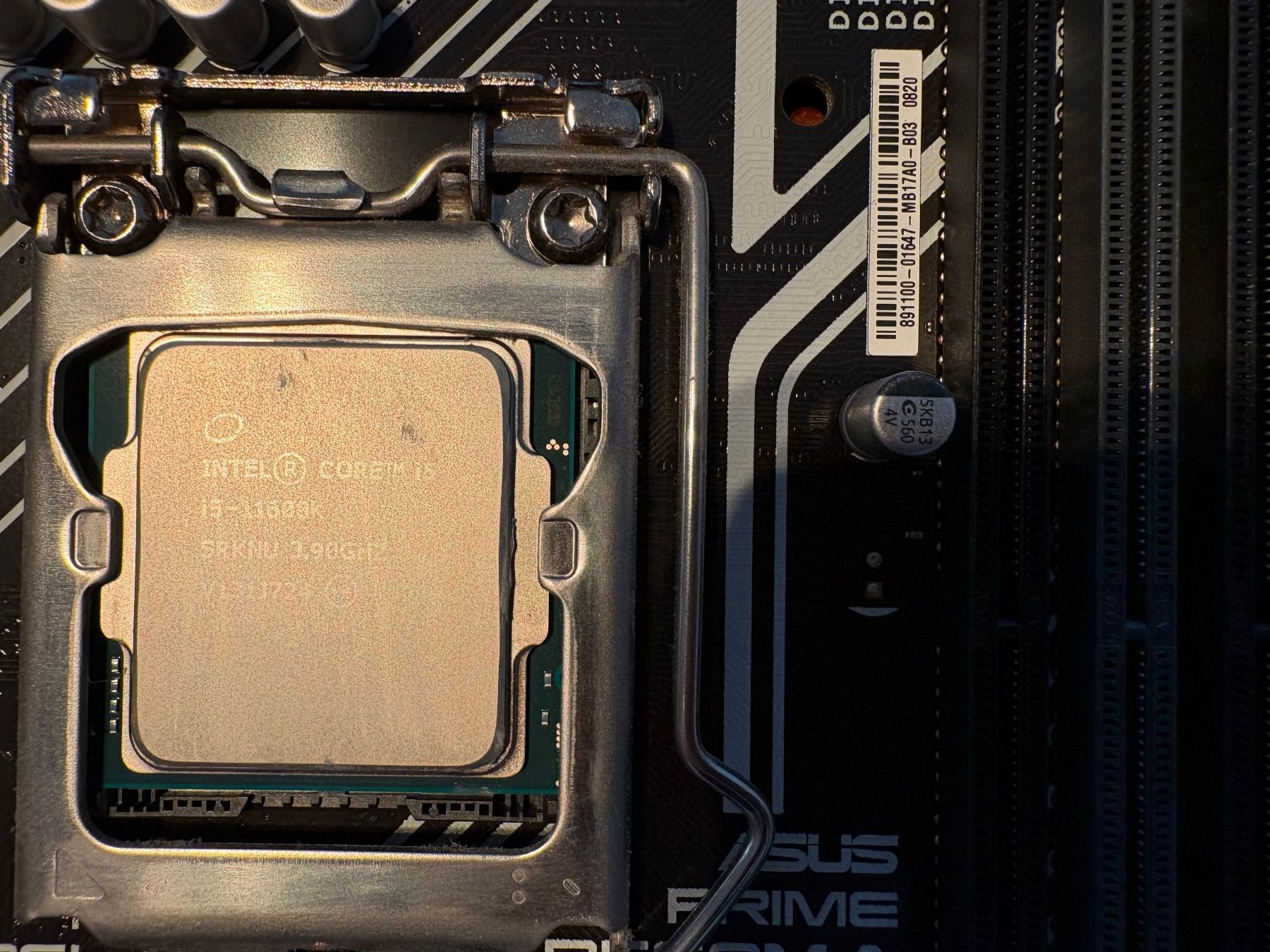Asus Mainboards: Intel Core i5-11600k + Asus Prime B560M-A + CPU-Kühler – Gebraucht aus Amriswil von hardware_uschi 1