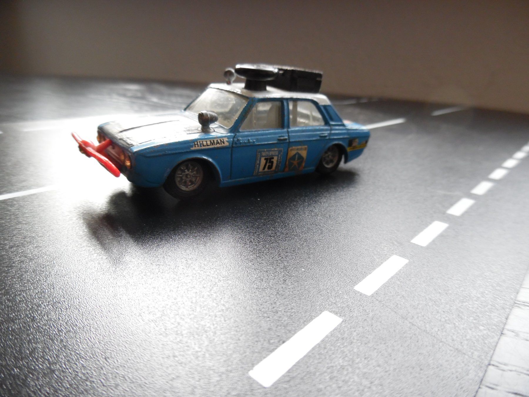 Corgi Toys Modellini d'auto: Corgi Toys Rootes Hillman Hunter Mark II – Usato da Steinach venduto da suzzi11 6
