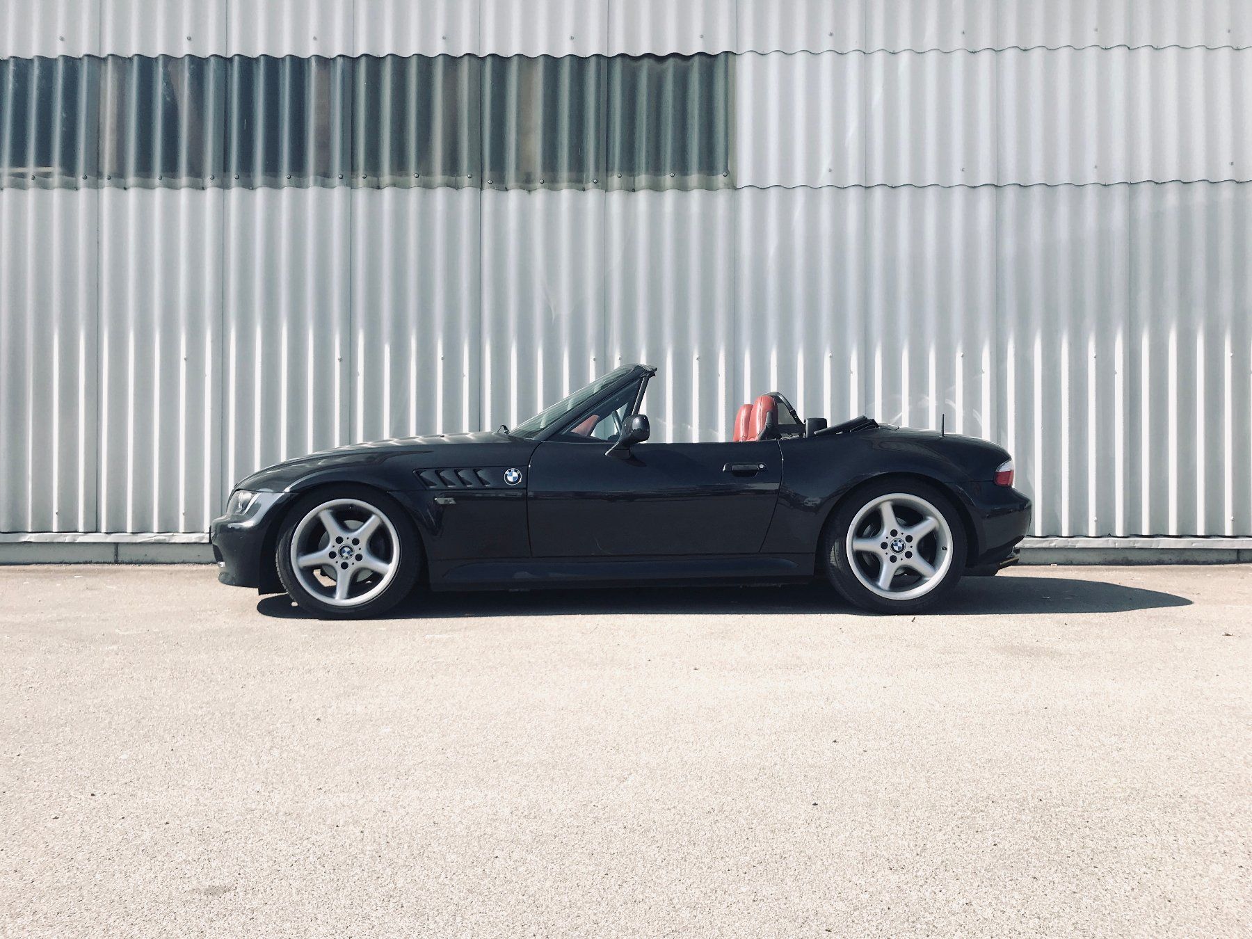 BMW Automobili: BMW Z3 2.8i, Jg. 1998 – Usato da Oberuzwil venduto da artsilvan