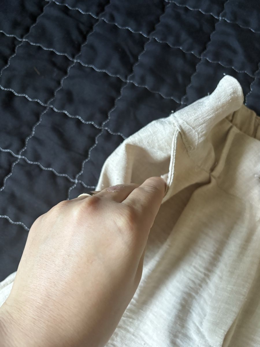 Pantaloni: Hosen in den Größen S und M – Usato da Seuzach venduto da Diamand28 1