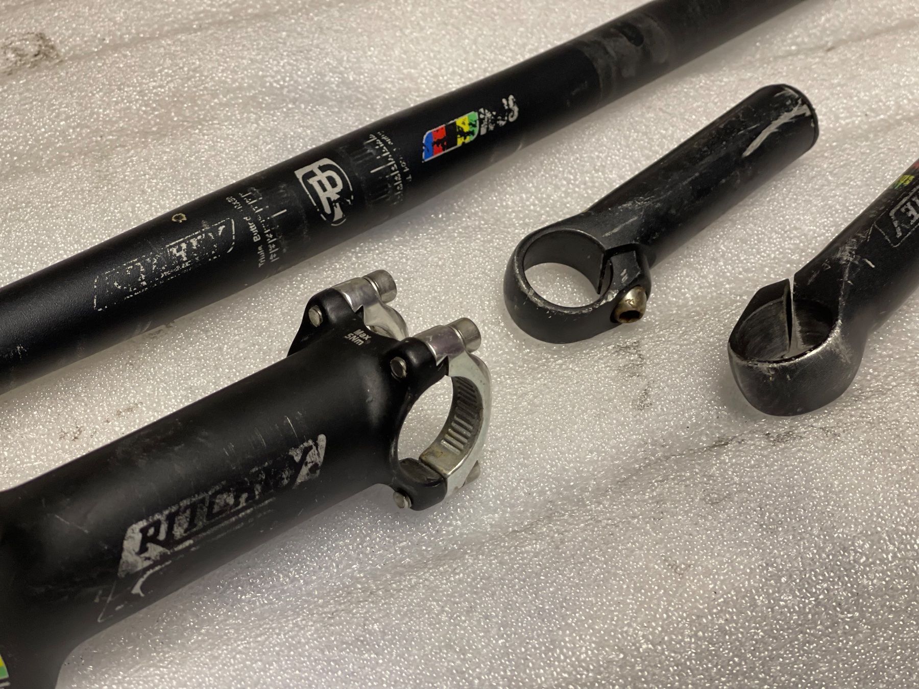 Ritchey Ersatzteile: Mtb Ritchey Lenker und Vorbau gebraucht – Gebraucht aus Giubiasco von bulag