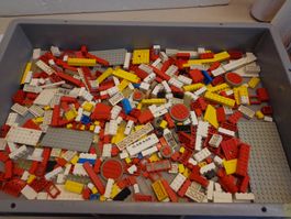 1,1Kg alte Legos ab 1.-