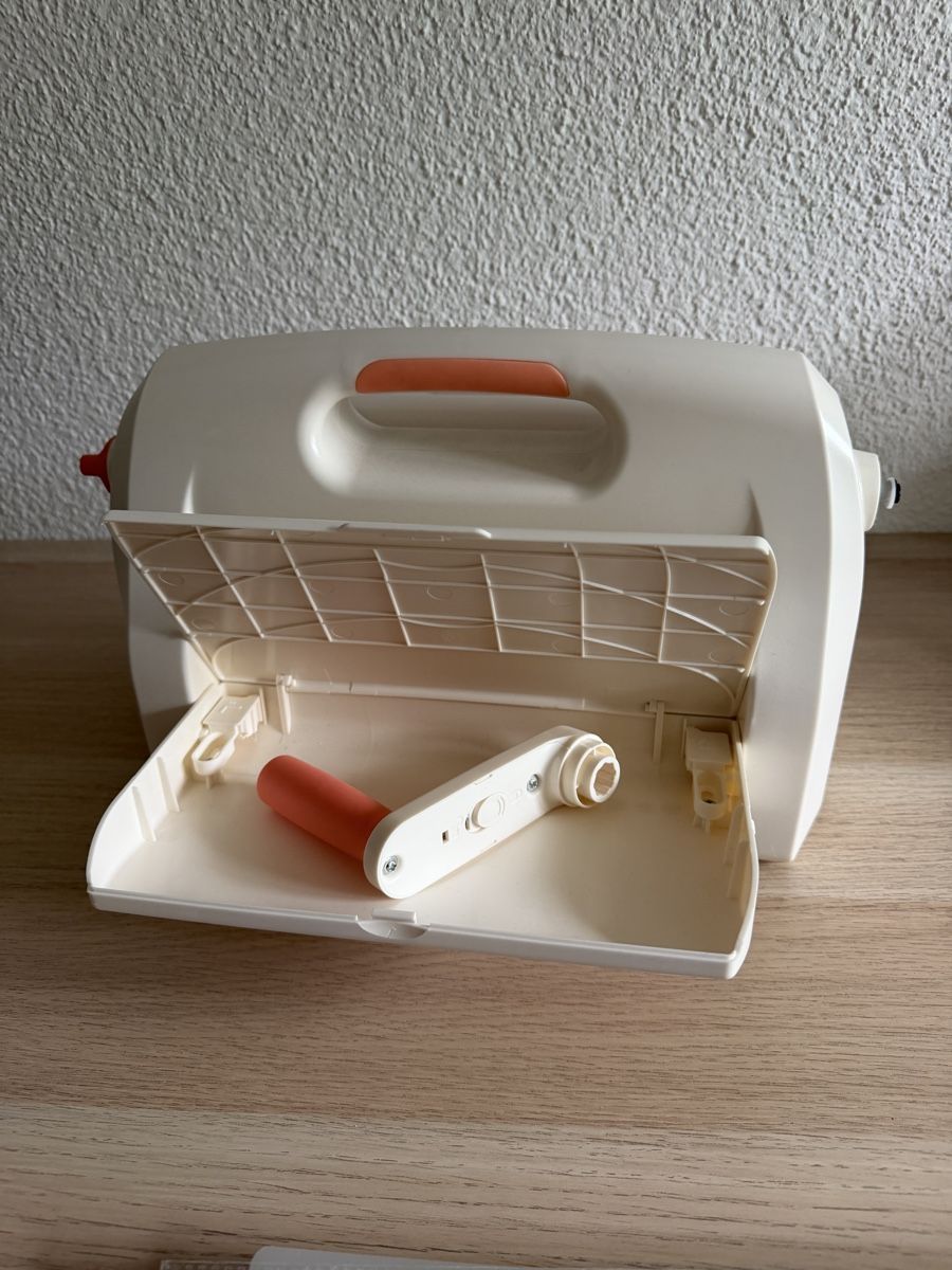 Tutte le macchine: Stanz und Prägemaschine A4 – Nuovo (secondo la descrizione) da Schübelbach venduto da Sambodscha 3