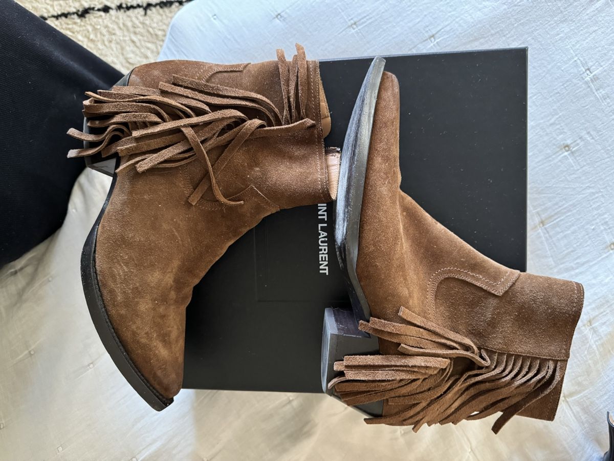 Saint Laurent Scarpe da donna: Saint Laurent Lucas boot – Usato da Genève venduto da Cicin 1