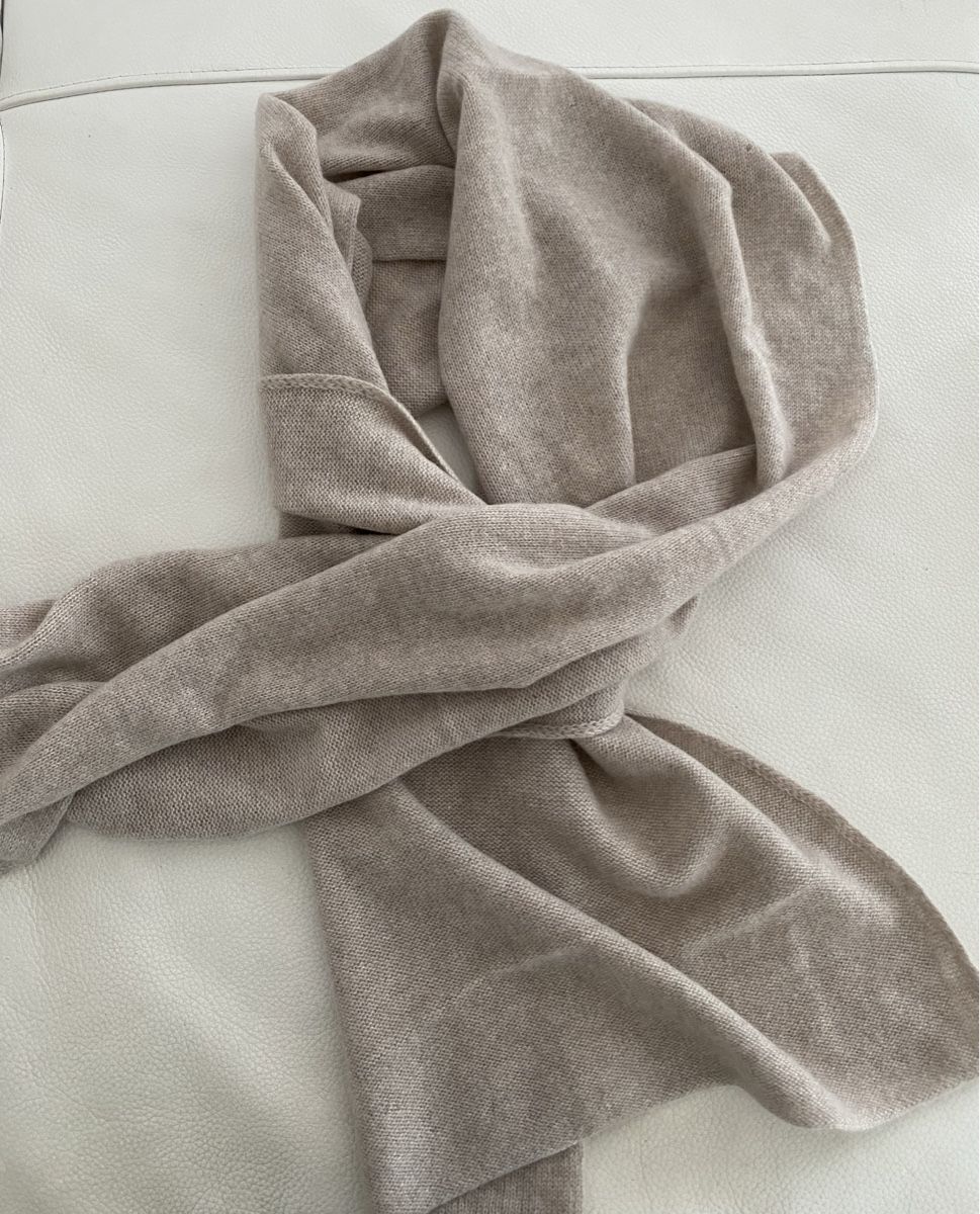 Foulard & Sciarpe: Kaschmir Schal 🌸 – Usato da Opfikon venduto da Luis144