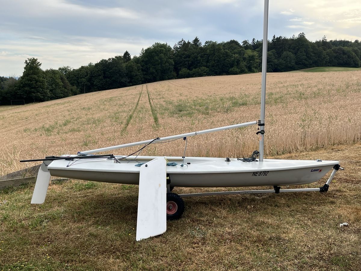 Laser Bateaux: LASER 🔥ILCA 7 – D'occasion à Prêles par clio-16v