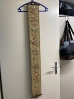 Antiker Wandbehang, Gobelin Stickerei mit Rosen, Vintage