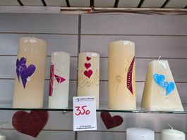 350 Posten Kerzen handbemalt aus Liquidation
