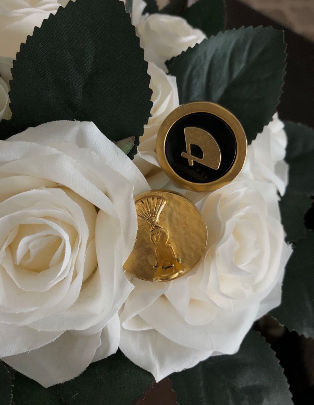 Karl Lagerfeld Orecchini pendenti & Orecchini a lobo: KARL LAGERFELD Vintage Clips – Usato da Winkel venduto da Glamour4You 4