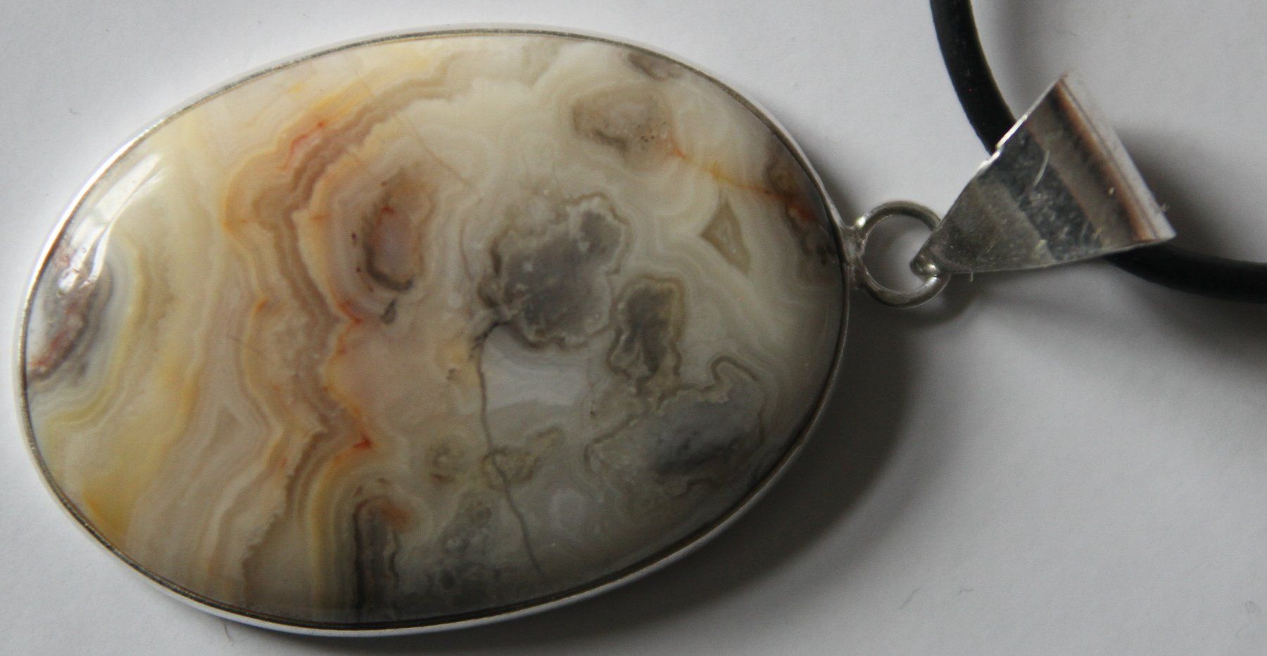 Ciondoli: Neu: Achat Schmuck Anhänger mit Kette – Nuovo (secondo la descrizione) da Matten b. Interl venduto da Edelsteingalerie 1