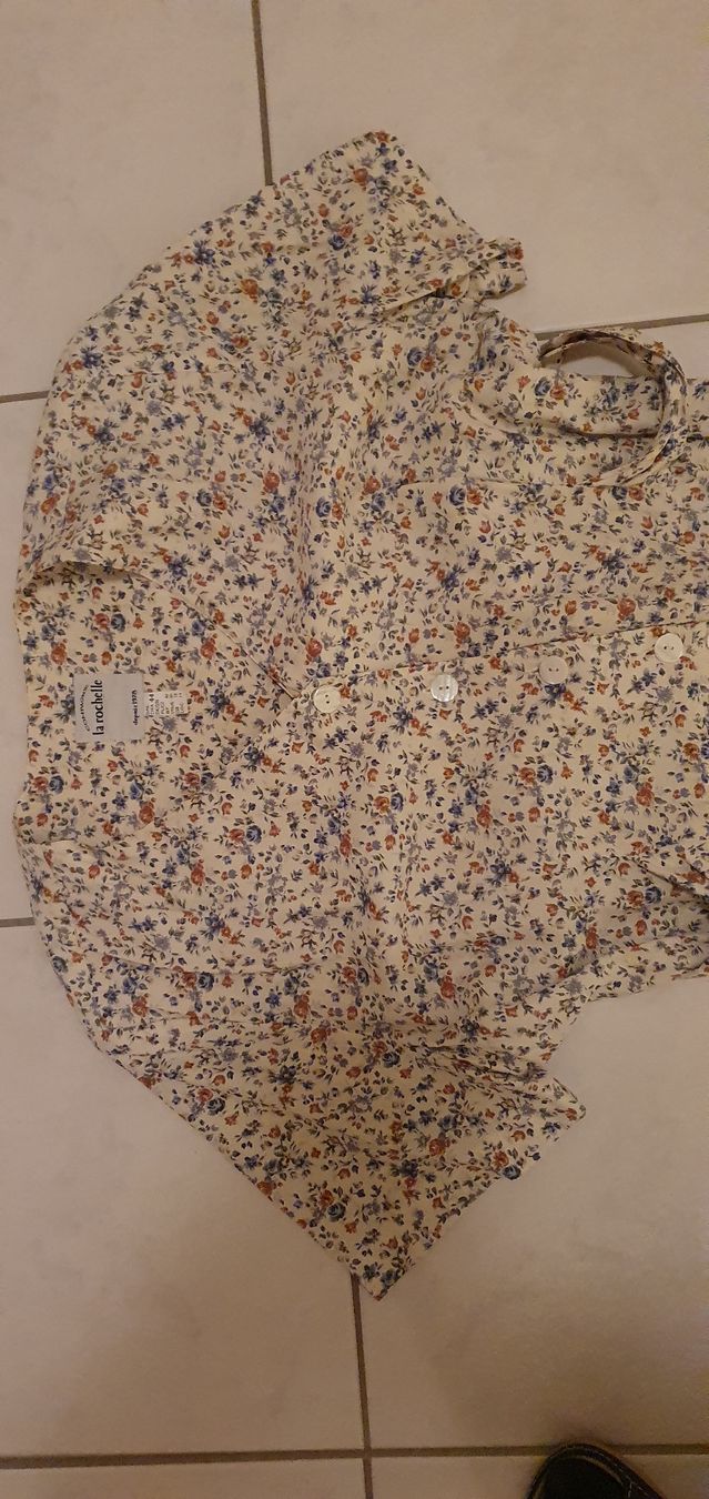 Kleider: Sommerkleid mit Blumenmuster, Gr. 44, Top Zusta – Gebraucht aus Einsiedeln von sus_8gdc 1