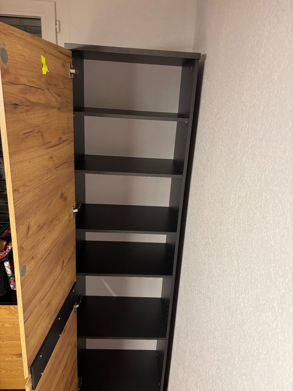 Livique Armadi: Garderobenschrank – Nuovo (secondo la descrizione) da Langenthal venduto da imaja92 2