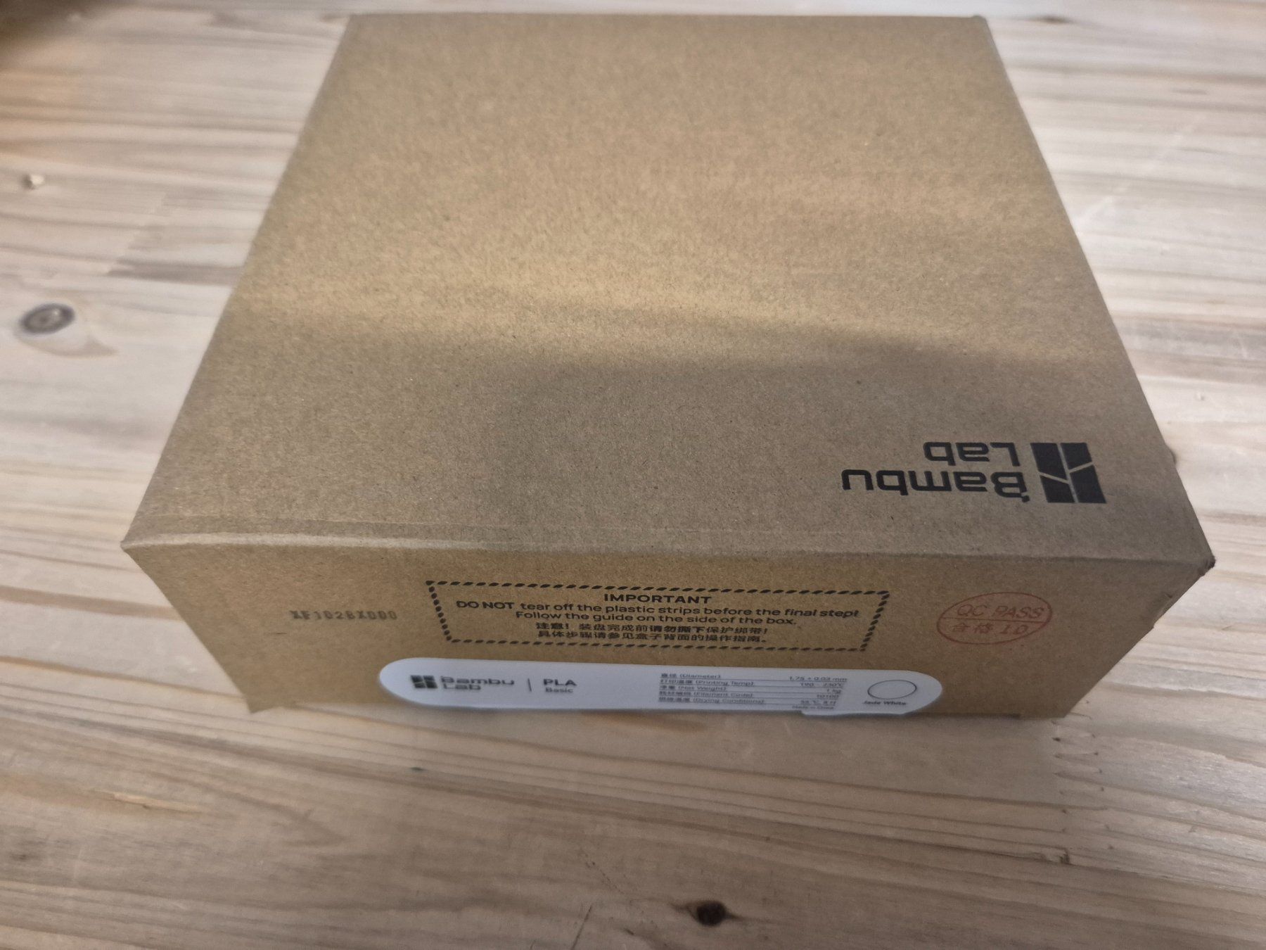 Bambu Lab Imprimante 3D: Bambu Lap PLA Basic Nachfüllpackung 1,75mm Jade White – Neuf avec emballage d'origine à Rickenbach b. Wil par agu_6jgz