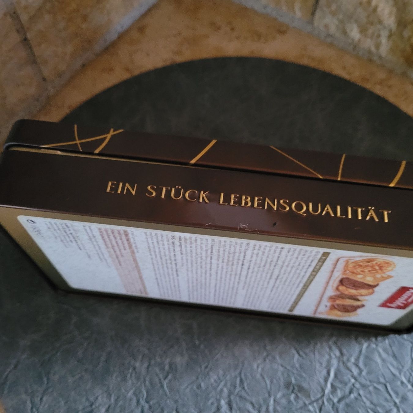 Kambly Barattoli: Blechdose Kambly: ein Stück Lebensqualität – Usato da Hondrich venduto da Ebro01 2