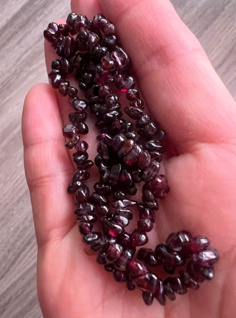 Catenine: Hübsches Kette mit Granat – Usato da Neerach venduto da romiping 1