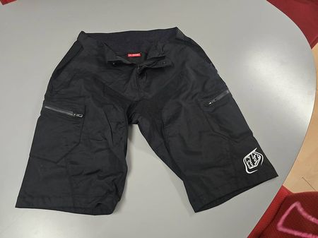 Completo sportivo taglia L-XL