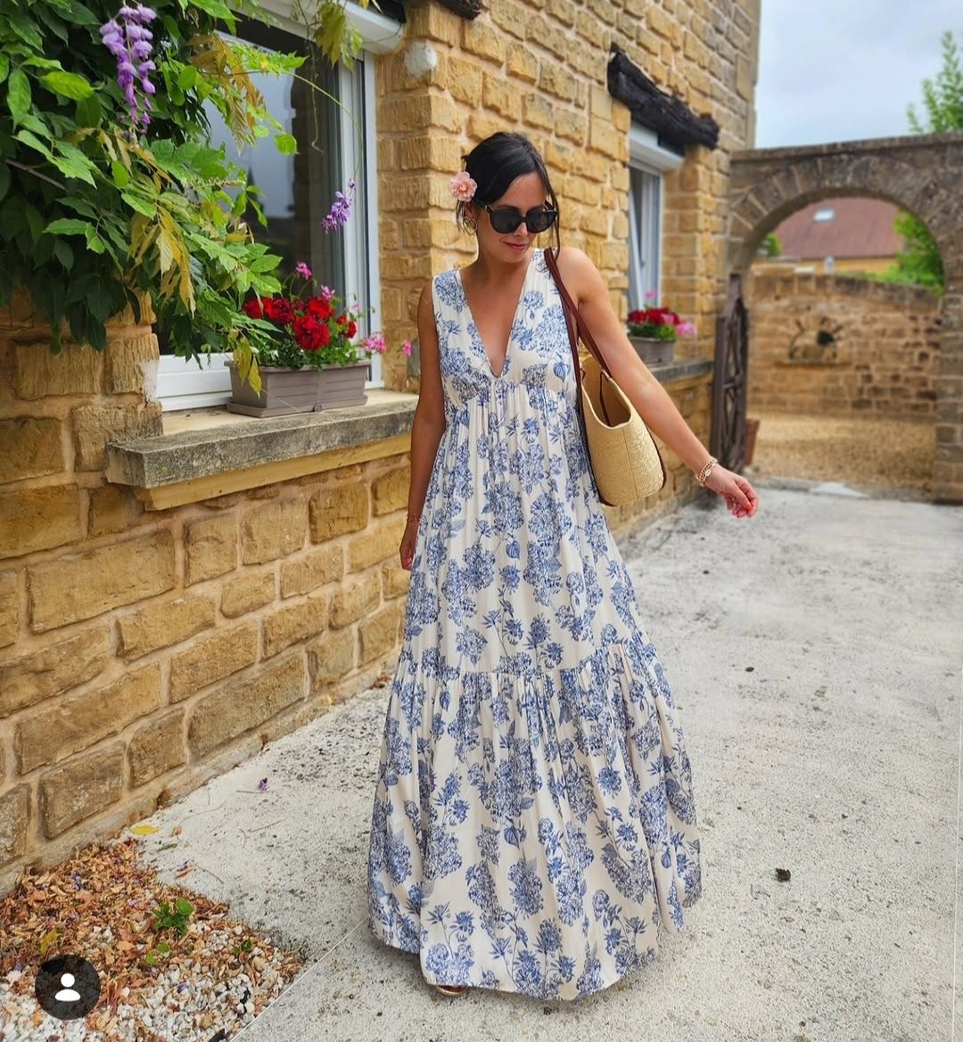 H&M Kleider: Maxikleid H&M Blumenmuster Blau Weiss Grösse S – Neu und originalverpackt aus Aesch ZH von _tigerlily_